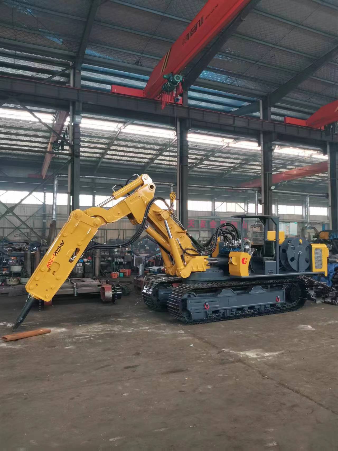 Тренды безопасности и электрификации угольных шахт 2026: Взрывозащищенные экскаваторы и электрические гусеничные погрузчики — лучший выбор